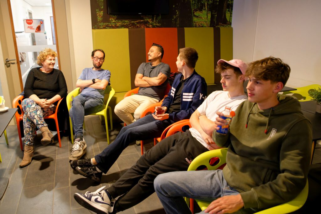 2026-04-20 Kampioenen en jubilarissen gehuldigd